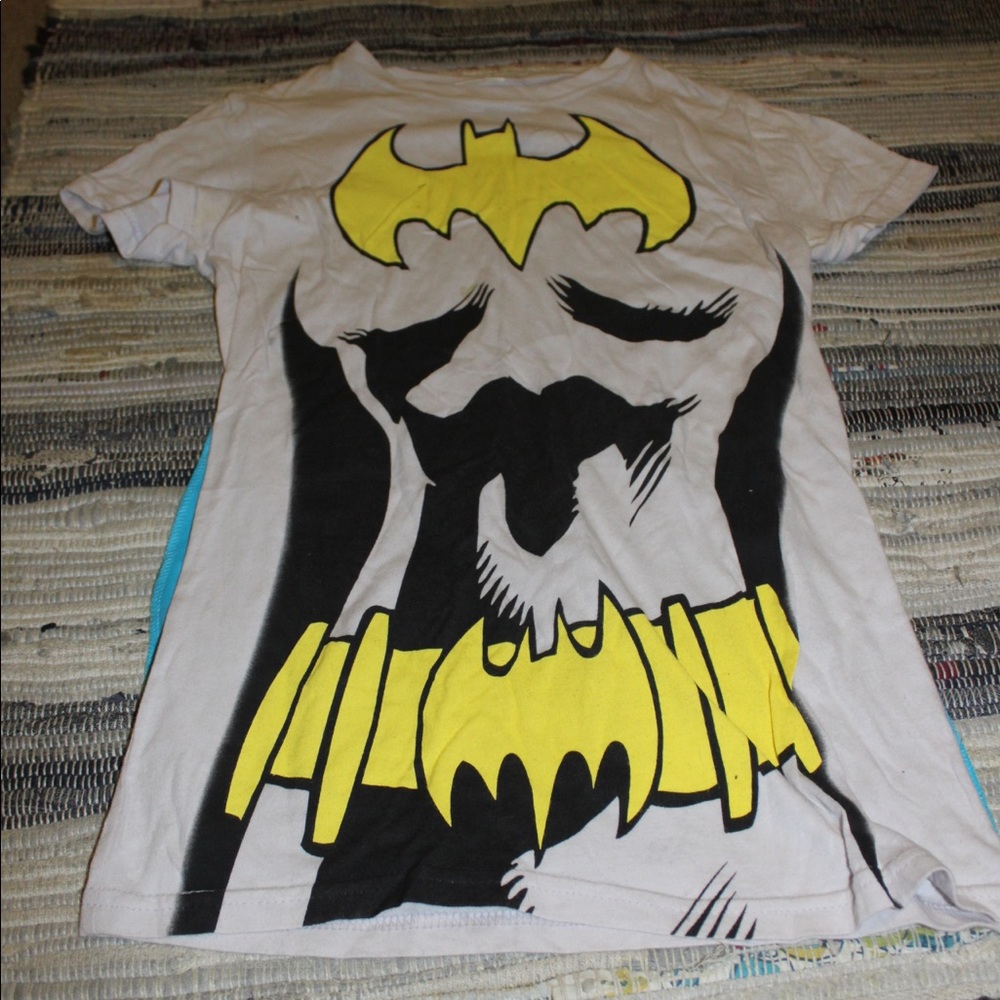 Batgirl Halloween Shirt with detachable cape
